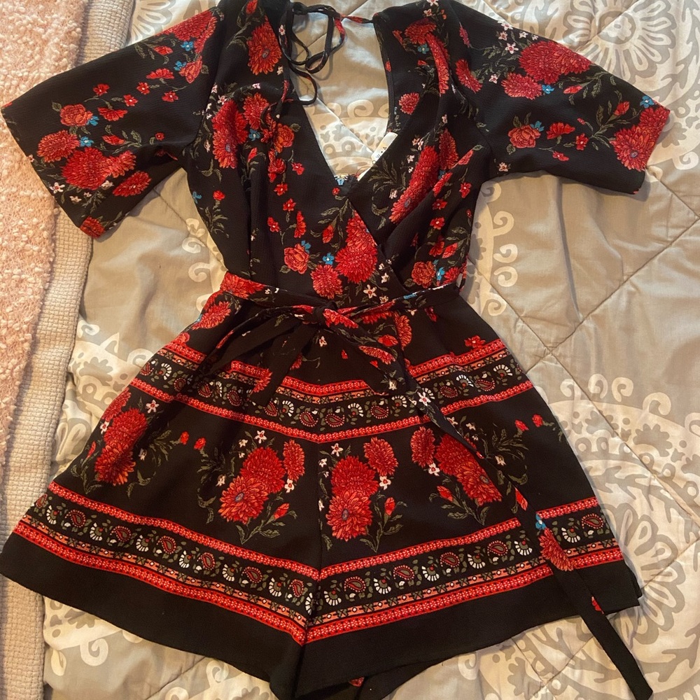 Black And Red Patterned Romper - image 1